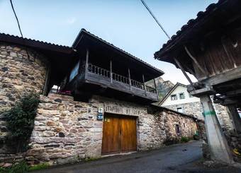 Hotel Rural La Corte De Somiedo