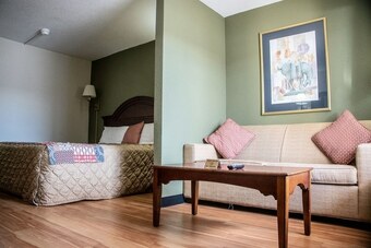 Hotel Quality Inn & Suites