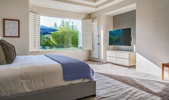 Solstice By Avantstay | Contemporary Home W/ Pool, Spa & Bar In Gated Community