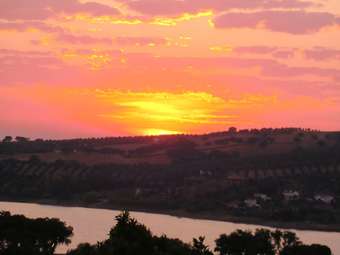 Property With One Bedroom In Montargil, With Wonderful Lake View, Pool Access, Furnished Garden - 100 Km From The Beach- Campsite