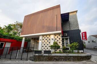 Hotel Oyo 1829 Zaira House