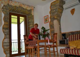 Bella Vista Apartments