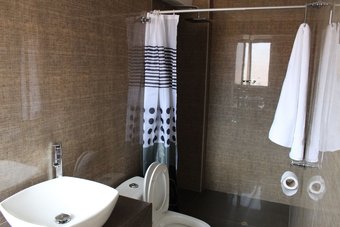 Modern 3 Bedroom Apartment