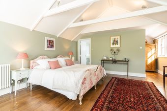 Bed & Breakfast Thimbles