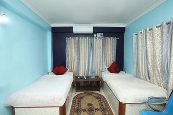 Spot On 681 Ekant Hotel And Restaurant