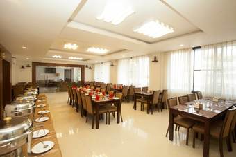 Capital O 686 Hotel Mala Inn