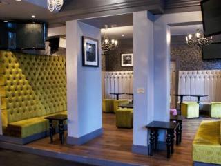 Hotel Cairn Newcastle