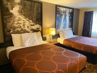 Motel Super 8 By Wyndham Kansas City At Barry Road/airport