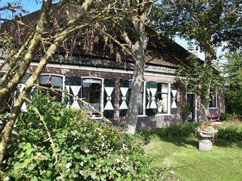 Agroturismo Welcoming Farmhouse With Parking, Terrace, Garden, Barbecue