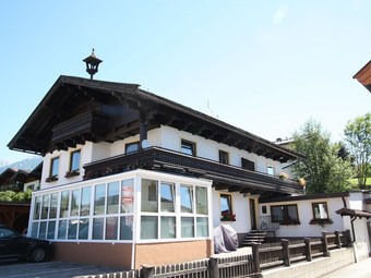 Wooden Apartment In Saalfelden Salzburg Near Ski Area
