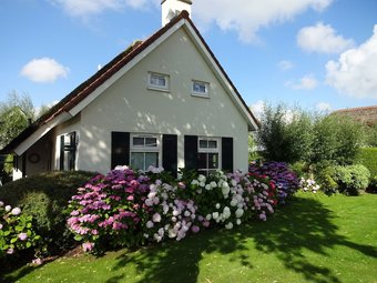 Cosy Holiday Home In Steendam With Sauna