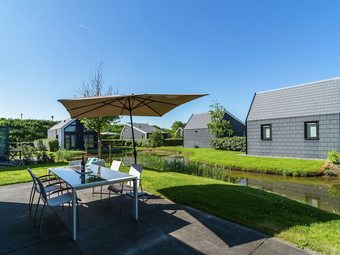 Modern Holiday Home In Kattendijke With A Garden
