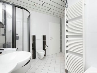 Apartamentos Modern Property In Lovely, Immaculate White Country House