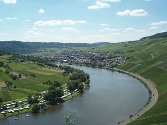 Cozy Apartment In Trittenheim With Balcony