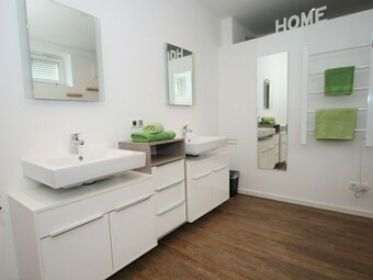 Modern Apartment In Niedernsill With Terrace