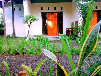 Bed & Breakfast Angin Mamiri Rinjani Cottages And Resto