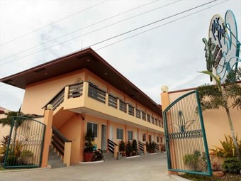 Phi-phi Beach Resorts And Hotel