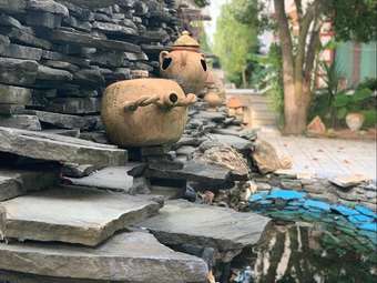 Different Hotel & Restorant