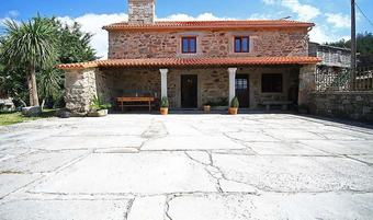 Villa House - 3 Bedrooms - 104954