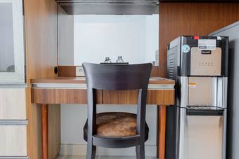 Elegant Studio At Roseville Apartment