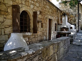 Hotel Arolithos Traditional Cretan Village