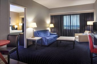 Hotel Courtyard By Marriott New York Jfk Airport