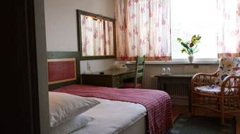 Hotel Bishops Arms Mora