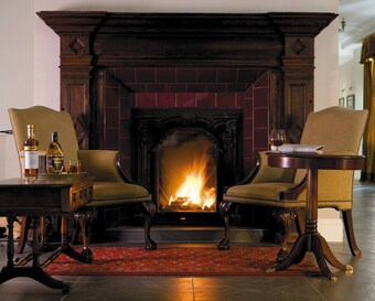 Hotel Dw�r Sierak�w