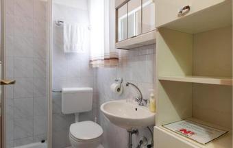 Apartment Hrboki II