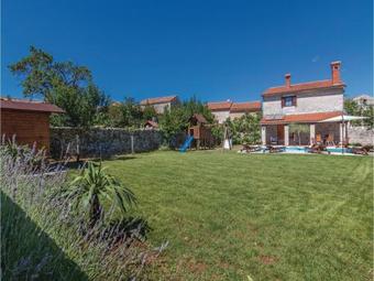 Holiday Home Cabrunici VI