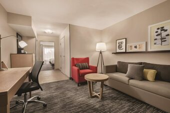 Hotel Country Inn & Suites By Radisson, Savannah Midtown, Ga