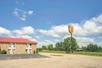 Motel Super 8 By Wyndham Melrose