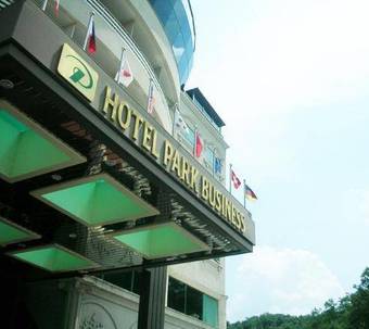 Gumi Hotel Park Business