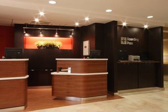 Hotel Courtyard By Marriott Chicago Bloomingdale
