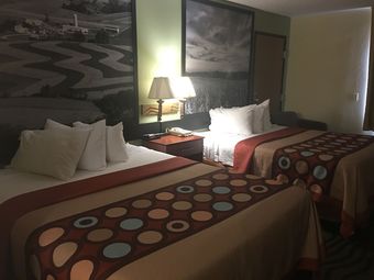 Motel Super 8 By Wyndham Newton