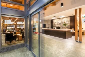 Hotel Comfort Inn & Suites