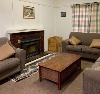 Giants Table And Cottages