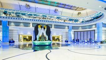 Chimelong Penguin Hotel