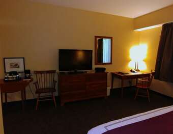 Hotel Warren Conference Center And Inn