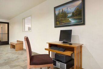 Hotel Travelodge By Wyndham Belen