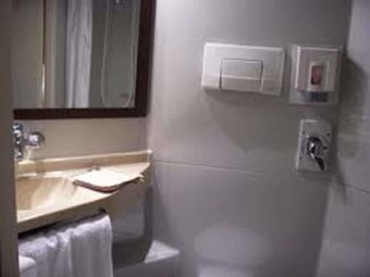 Hotel Premiere Classe Niort Est - La Cr�che