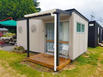 Motutere Bay Top 10 Holiday Park