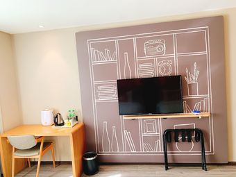 Ibis Hotel Lanzhou Zhangye Road