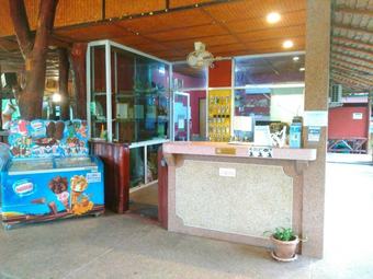 Hotel Varee Valley Resort And Restaurant