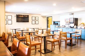 Hotel Country Inn & Suites By Radisson, Chester, Va