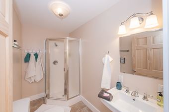 Maple Rock Bed & Breakfast