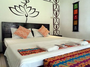 Hotel Peace & Love Beach Club