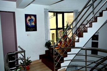 Hotel Pari Homestay