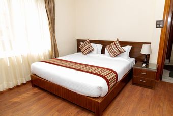 Hotel Mukhum International