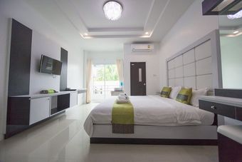 The Linux Garden Hotel